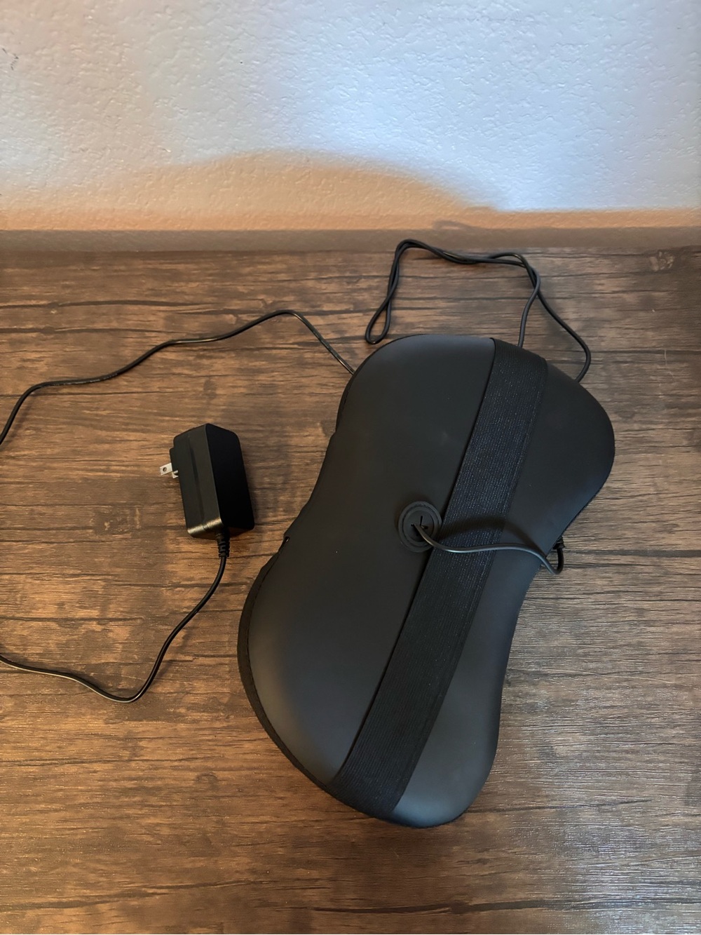 Neck massager - Picture 2 of 2